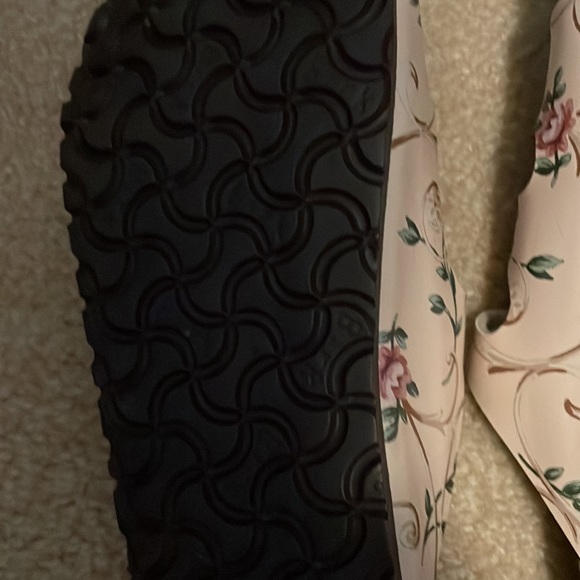 Birkenstocks practically new! Size 38. Floral design. - Picture 6 of 7